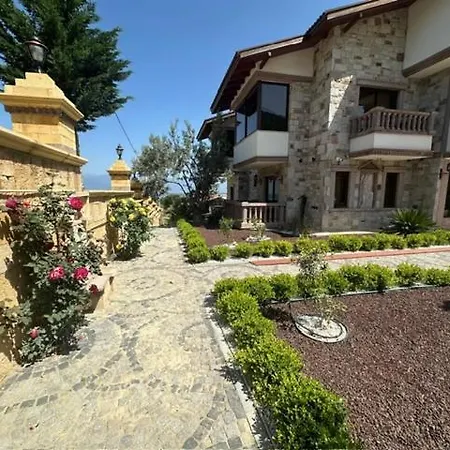 Otel Asgard Deluxe *